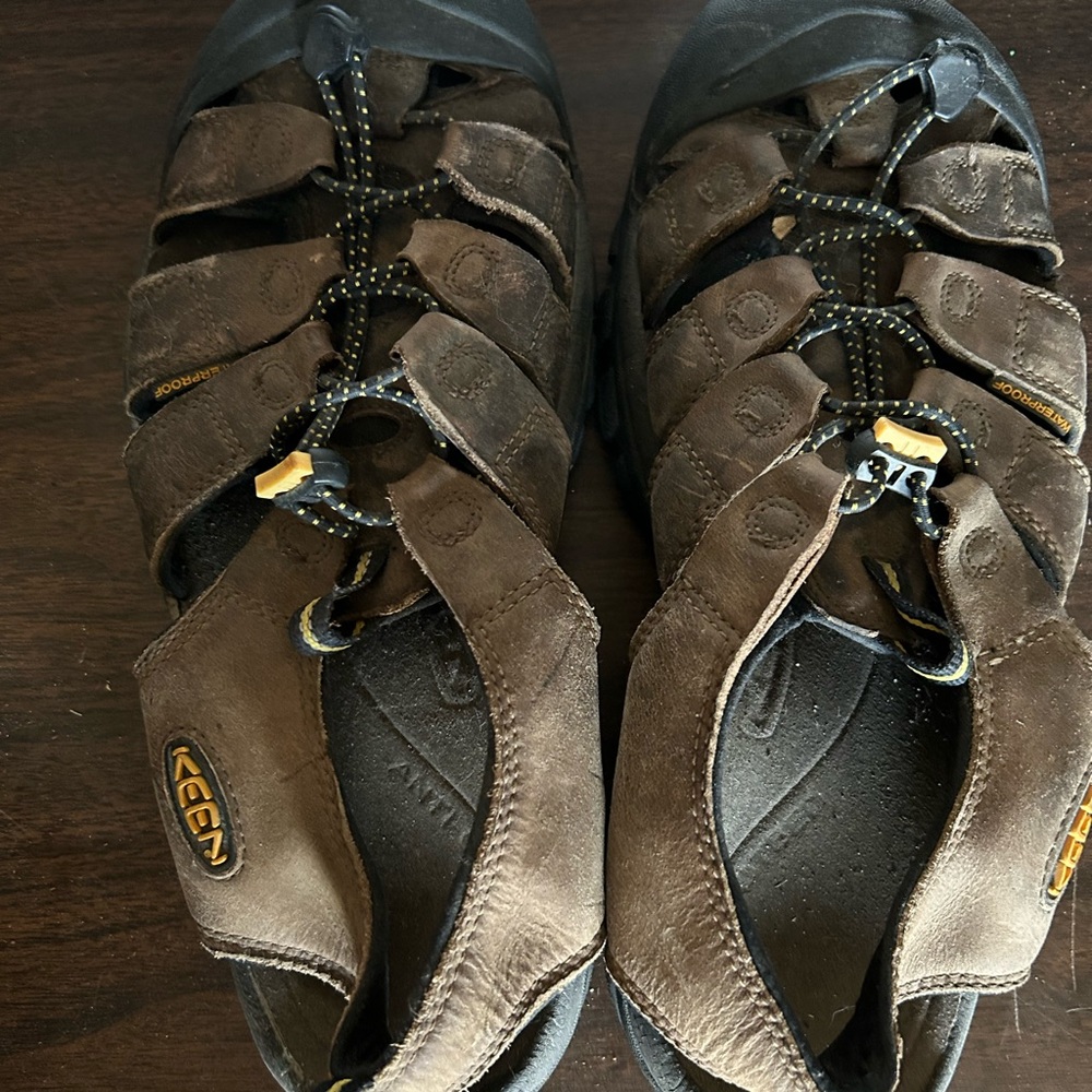 Keen Newport sandals men’s 11.5